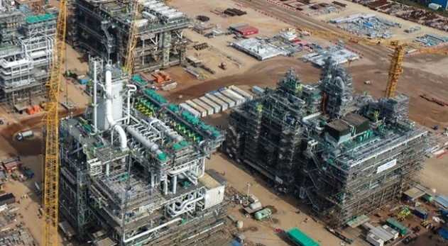 local and global oil and gas specialist supporting projects in different operating regions.